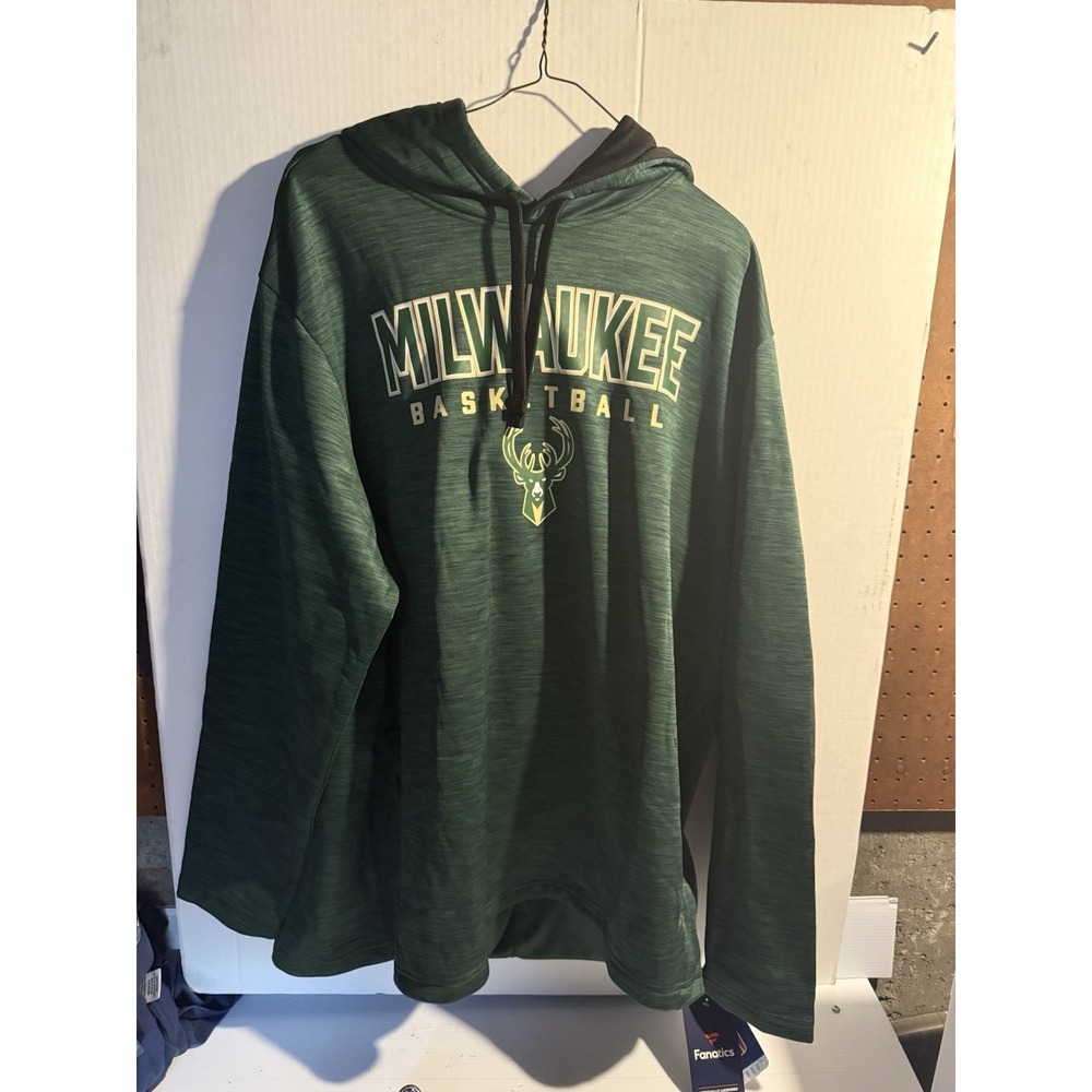 Milwaukee Bucks Basketball Fanatics  Pullover Hoodie Size XXL 2XL Brand New Tags